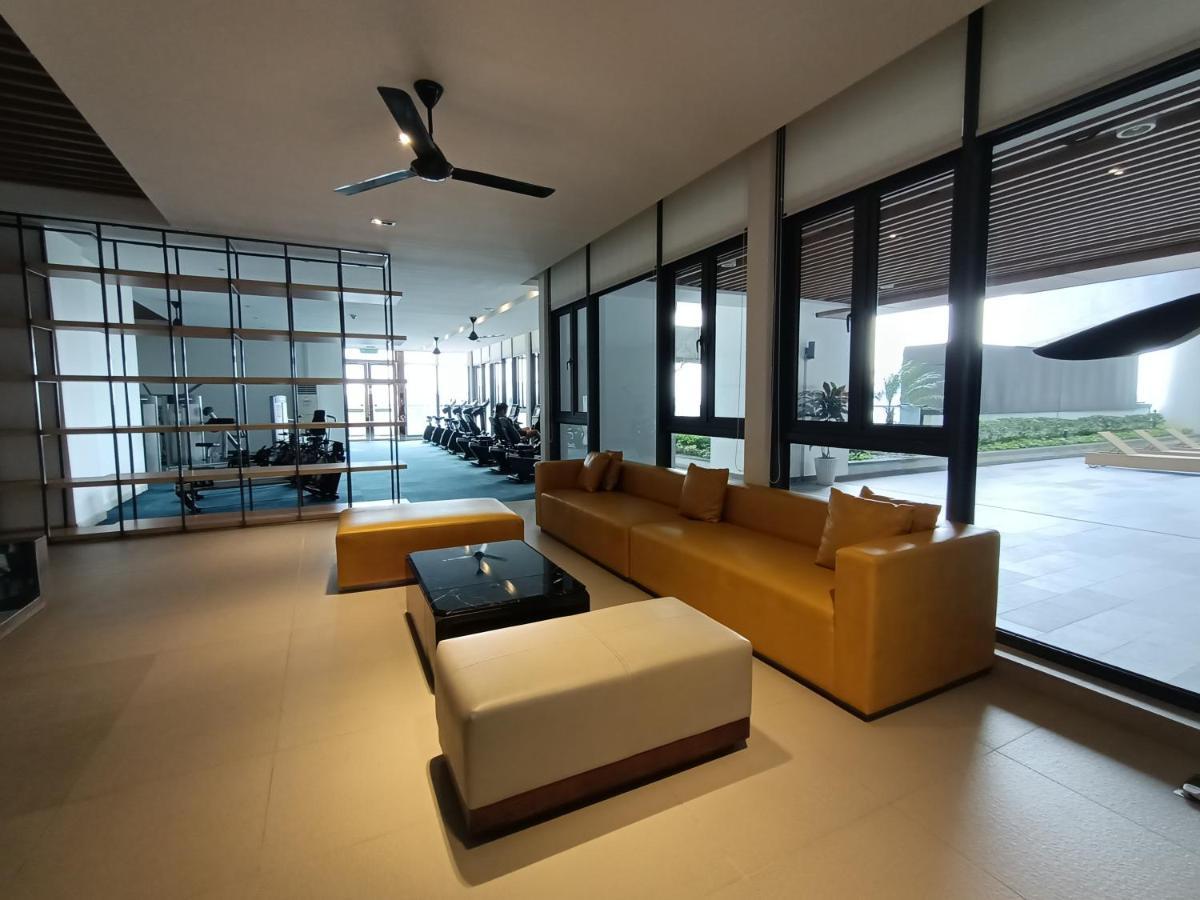 R&F Princess Cove Premium Homestay Famaily Джохор-Бару Екстер'єр фото